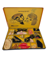 VINTAGE 1960&#39;s KIDS DISGUISE KIT BY FAO SCHWARZ GLASSES EARS TEETH MUSTACHE - $1,711.49 MXN