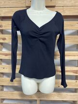 Old Navy Black Ribbed Long Sleeve Sweater Woman's Size Medium KG - $9.89