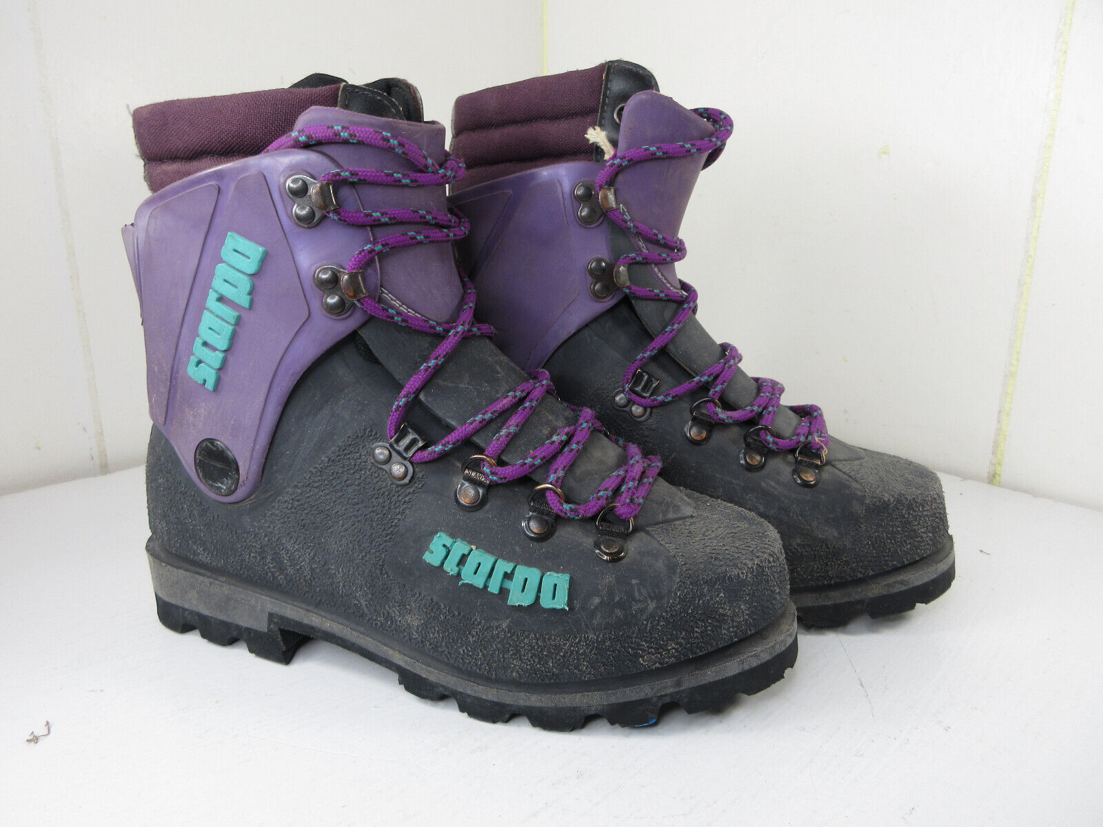 Vintage Scarpa Vega Inverno Hard Shell and 50 similar items