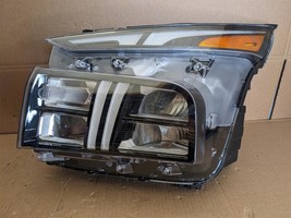 OEM 2021 2022 2023 Hyundai Santa Fe Base Model LH Driver Side LED Headlight - $7,910.07 MXN