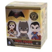 Batman v Superman:Dawn of Justice 1-pc Random Mystery Mini Vinyl Figure ... - $8.86