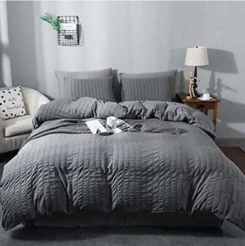AveLom Seersucker Duvet Cover Set Queen Size 90 x 90 inches (3 Pieces) (... - $15.87