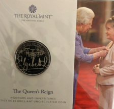 Royal Mint Queen Elizabeth 11 The Queens Reign 2022 £5 Coin BUNC - $28.42