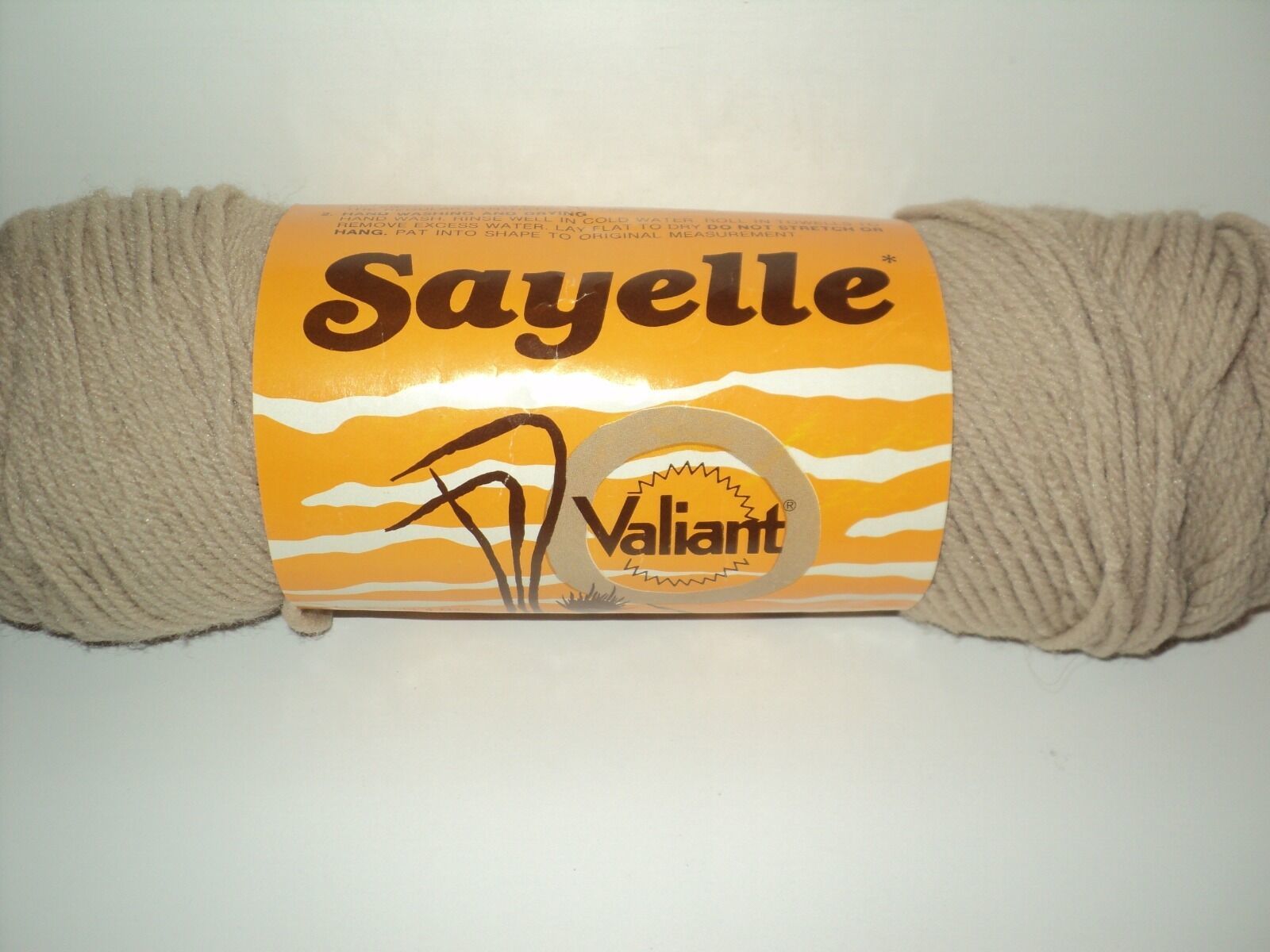 NEW Vintage Sayelle Valiant Yarn 4 oz. 6611 Camel 100% Dupont Orlon Acrylic - $6.20
