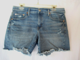 Gap 5&quot; short mid rise Size 8R/29 cutoffs medium rinse light destroy - £11.32 GBP