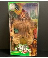 2013 Wizard of Oz Cowardly Lion 75th Anniversary Green Box Barbie - $698.50 MXN