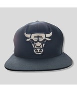 Chicago Bulls Mitchell &amp; Ness Black with White Bull Snapback Cap/Hat. - £15.03 GBP