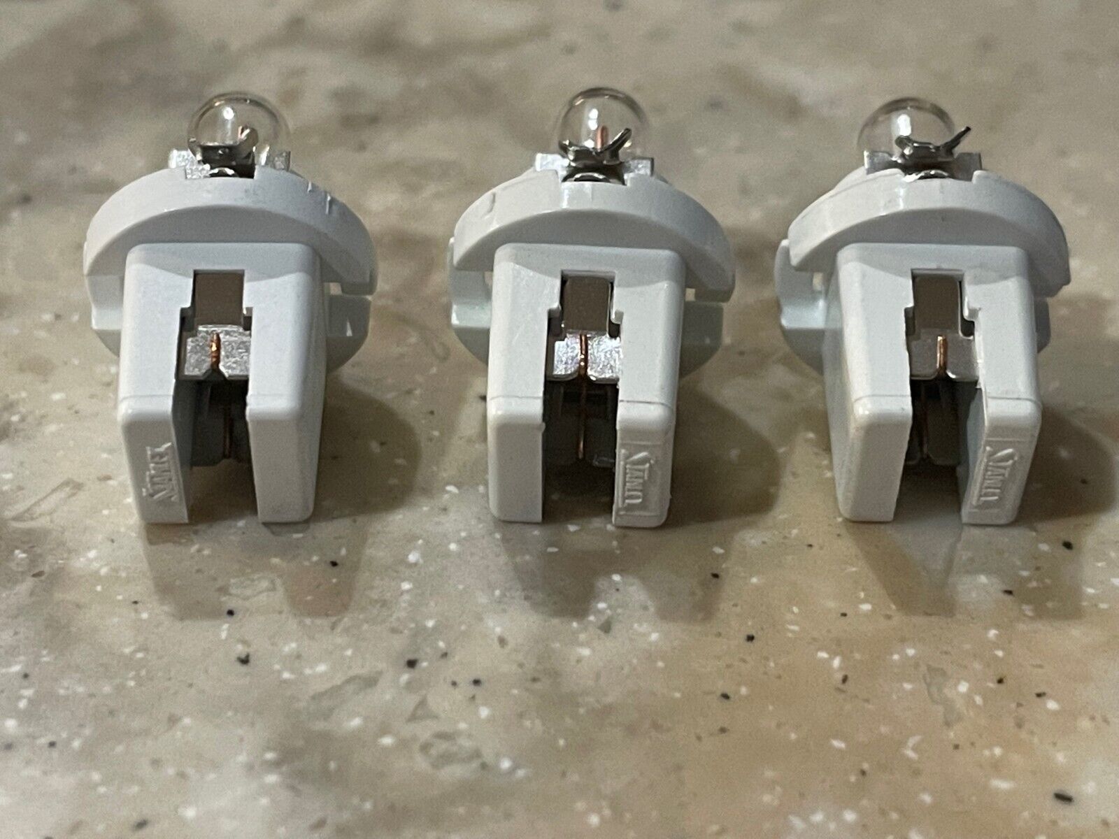 3 Pachislo Slot Machine Replacement Reel Bulbs for MANY machines - $9.99
