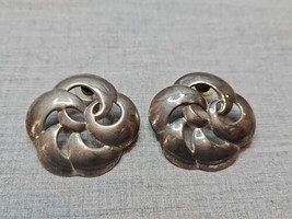 Vintage Silver Tone Interlocking Circle/Sphere Design Earrings 1.5&#39;&#39; Dia... - £7.45 GBP