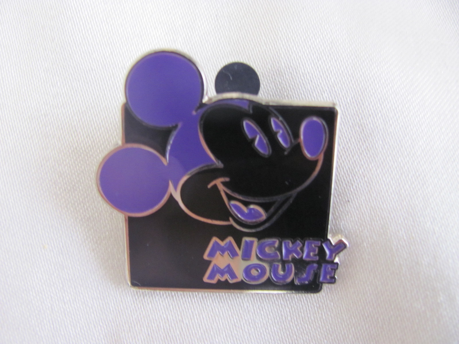 Disney Trading Pins 90969: Mickey Expression - Mystery Pouch - Laughing ... - $5.01