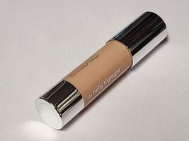 Clinique Chubby Stick Sculpting Highlight 01 Hefty Highlight 0.12 oz / 3... - $15.14