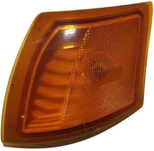 Driver Corner/Park Light Side Marker Beside Headlamp Fits 02-05 VUE 402997 - $408.54 MXN