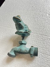 Vtg BRASS or Bronze FROG SPiGOT Outdoor Water Metal Faucet Hose Tap gree... - $1,034.73 MXN