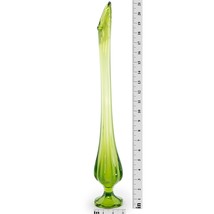 Mid-Century Viking Swung Glass Avocado Vase - £238.98 GBP