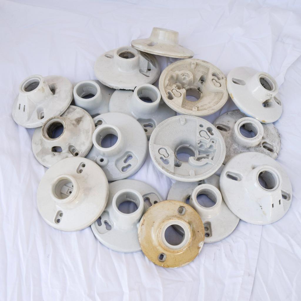Primary image for Lot of 16 Porcelain Ceiling Lamp Holder Pull Chain Light Fixture White Base