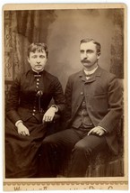 Circa 1880&#39;S Trimmed Cabinet Card Lovely Couple Posing in Victorian Era Clothing - £7.44 GBP