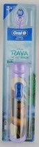 Oral-B Disney Raya and The Last Dragon Battery Toothbrush-2587 - £8.55 GBP