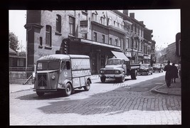 CV553 - French Van &amp; Truck by Le Metallo - photograph 6&quot;x4&quot; - $56.15 MXN