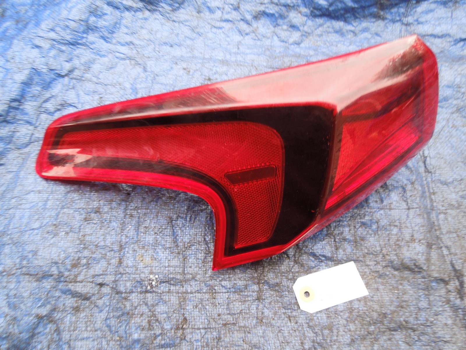 2019 Hyundai Santa Fe left driver side taillight assembly OEM rear light LH Item image 15