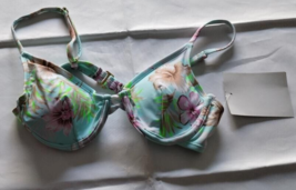 California Sunshine Multicolor U/W Bra Top Size Small - £11.17 GBP