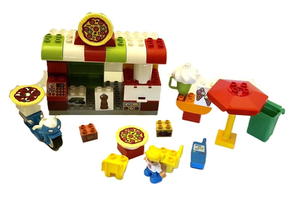 LEGO 10834 Duplo Pizzeria Pizza Restaurant Set 2017 Missing 2 People, Ag... - $19.95