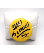 Vtg Advertising Button Shhh! It&#39;s a Secret Carl&#39;s Dept Store Clifton Par... - $222.74 MXN