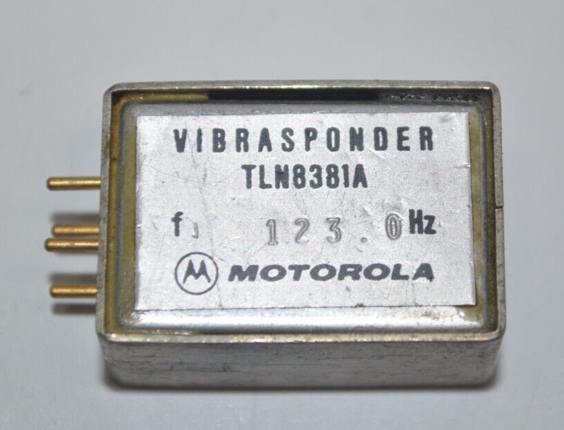 Motorola TLN8381A VibraSponder Frequency Chip - FREQ 123.0 Hz - $14.84