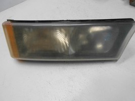 2003-2006 Chevy Silverado Avalanche Passenger Lower Headlight Lamp Left LH - $28.49