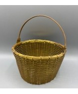 Vtg Metal Brass Tone Woven Metal Basket With Handle Made In India - $373.62 MXN