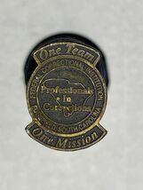 Federal Correctional Institution Edgerfield South Carolina  lapel pin po... - €8,48 EUR