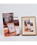 DDI Modern Dual Tone Photo Frame in White Woodgrain and Walnut Finish fo... - €10,08 EUR