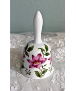 Floral White Porcelain Bell 5.5&quot; Tall x 3.5&quot; in Diameter - €15,50 EUR