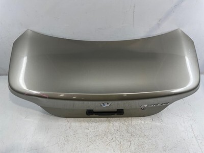 2004-2007 BMW 530I Xi Trunk Lid W/ First Aid Kit Tow Hook Panel Scratches Bent Item image 3