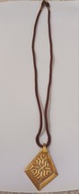 Goldtone Filigree Triangle Pendant Necklace Corded 24&quot; Unmarked - $151.63 MXN