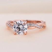 Round Colorless Engagement Wedding Ring, Claw Prong and Twisted Band Bridal Ring - £79.01 GBP