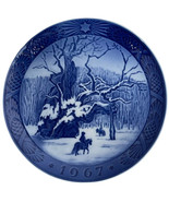 Vintage 1967 Royal Copenhagen Christmas Plate The Royal Oak Denmark - $19.22 CAD