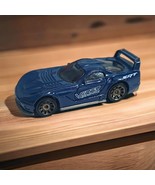 2000 00 Dodge Viper GTS-R Collectible 1/64 Scale Diecast Diorama Model - $4.90
