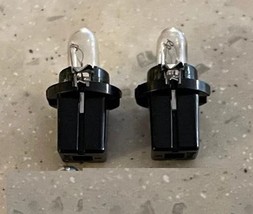 2 Pachislo Slot Machine Replacement Bulbs for MANY machines (See List) - $244.18 MXN