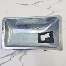 Lincoln D5VB6022896AA 1975-1979 Continental RH Silver Interior Door Hand... - $25.17