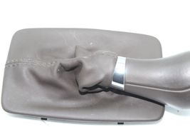 08-11 MERCEDES-BENZ C300 A/T SHIFT KNOB W/ SHIFTER BOOT BROWN Q7557 image 10