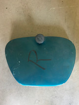 Honda CA72, CA77 Dream Right Sidecover with attaching knob. very good Co... - €30,61 EUR