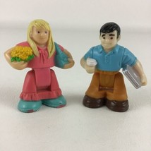 GeoTrax Grand Central Station Replacement Figures Office Worker Flower Girl Lot - $19.75