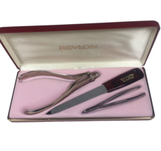 Vintage Revlon Nail Manicure Grooming 3pc Set Kit - Red Hard Clam Shell Box - £14.94 GBP