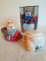 SNOWMAN Stacking SALT &amp; PEPPER SHAKERS Porcelain NEW Winter Christmas Ho... - $14.89