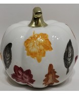 Fall Into Autumn Ceramic Leaf Pumpkin Décor - $543.84 MXN