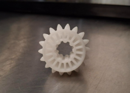 [NEW] MAYTAG Washer PINION, TRANSMISSION P/N: 215401, WPW10221114,  W102... - $164.01 MXN