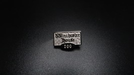 Vintage Winchester House 200 Lapel Pin 1.6cm - £9.34 GBP