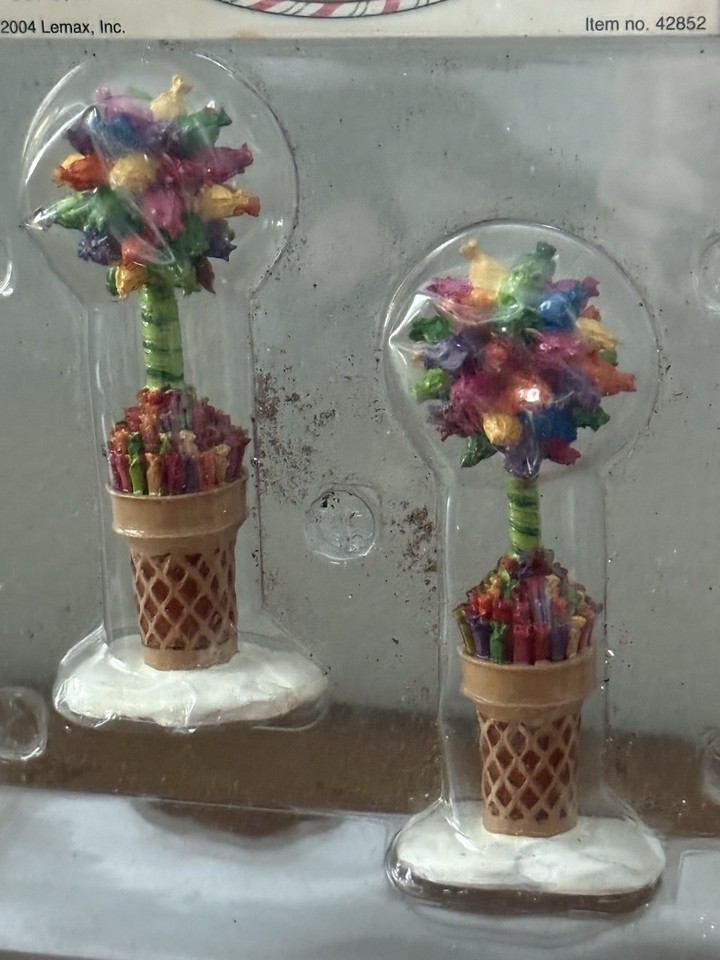 VTG Retired 2004 LEMAX Toffee Topiary Set /2 Christmas Sugar & Spice Village MIB Item image 3