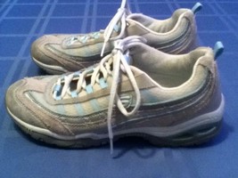 Ladies Size 7.5  Skechers shoes sports gray leather athletic Clearance sale - $10.29