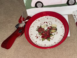 Hartin International Tin Christmas Plate &amp; ribbon - $8.99